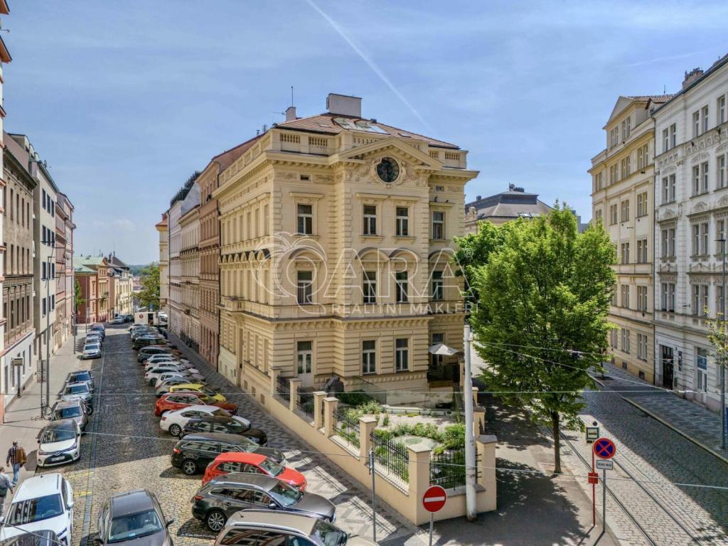 Pronájem bytu 2+kk 54 m2, Praha – náhled fotky 12