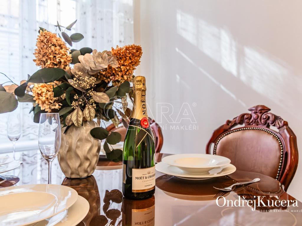 Prodej bytu 2+1 65 m2, Praha – náhled fotky 17