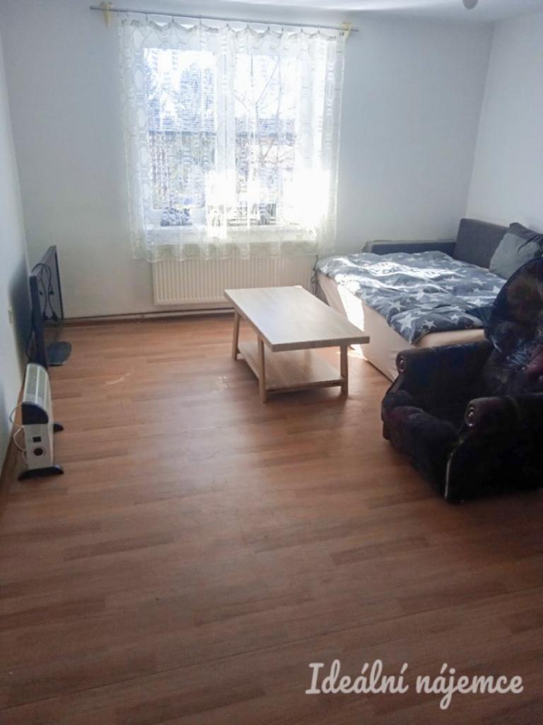 Pronájem bytu 1+1 35 m2