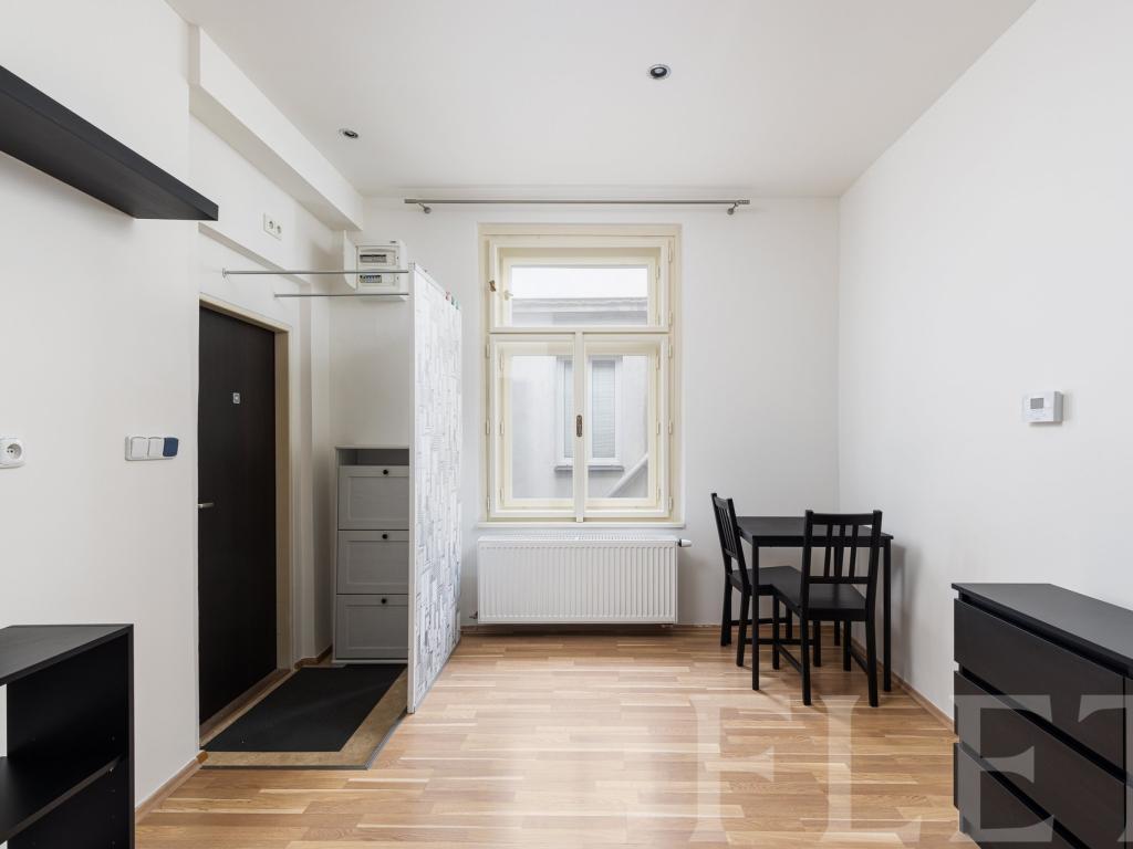 Pronájem bytu 1+kk 30 m2