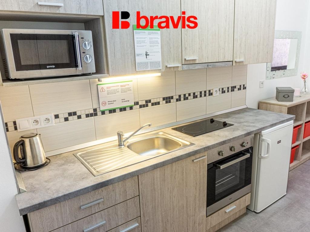 Pronájem bytu 1+1 30 m2