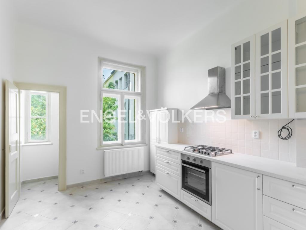 Pronájem bytu 2+1 72 m2
