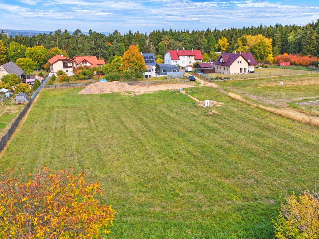 Prodej pozemku 873 m2, Narysov – náhled fotky 4