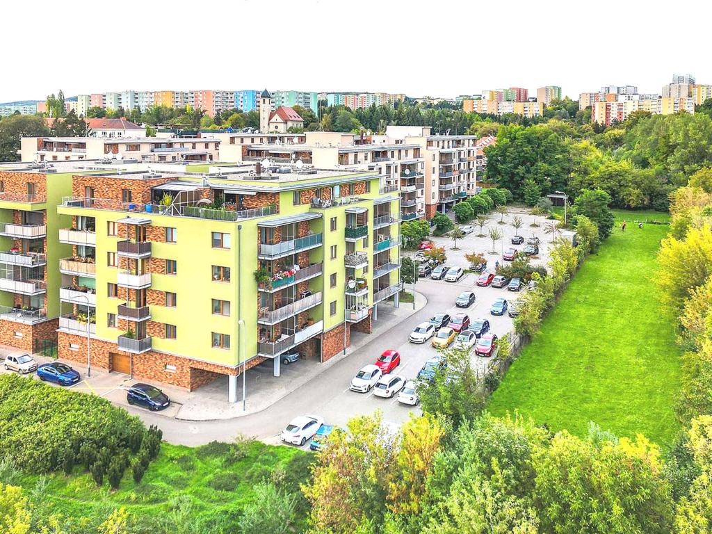 Pronájem bytu 2+kk 55 m2