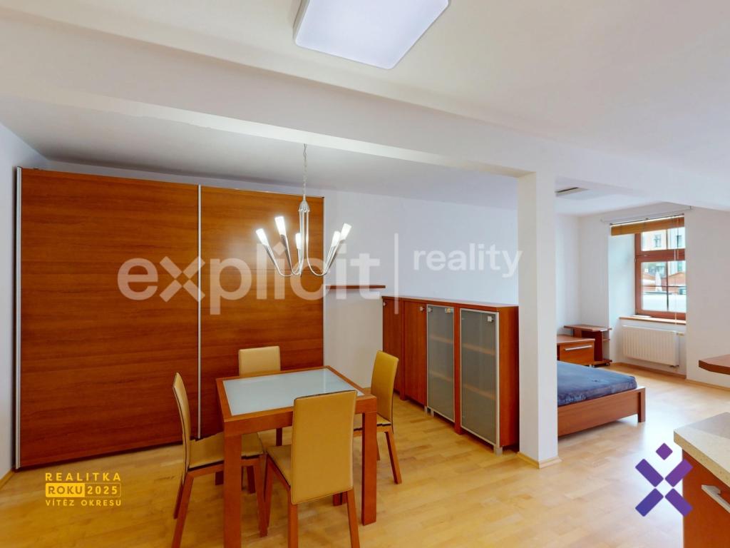 Pronájem bytu 2+kk 80 m2