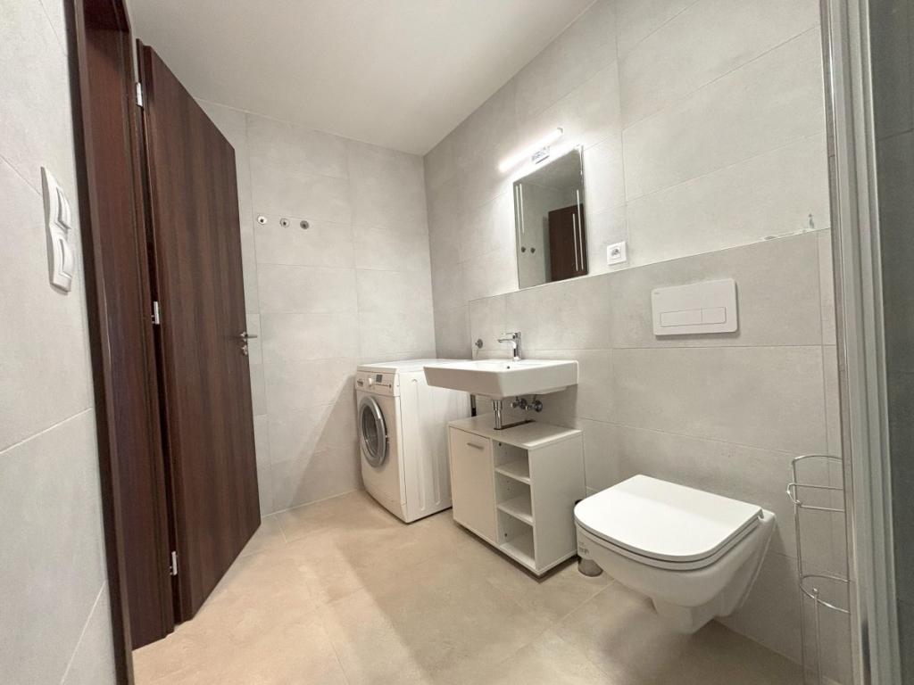 Pronájem bytu 1+kk 36 m2