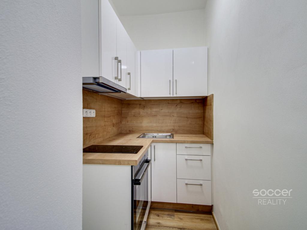 Pronájem bytu 1+kk 31 m2, Praha – náhled fotky 2