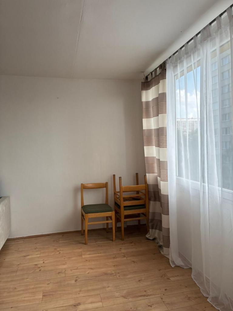 Pronájem bytu 1+1 35 m² – další