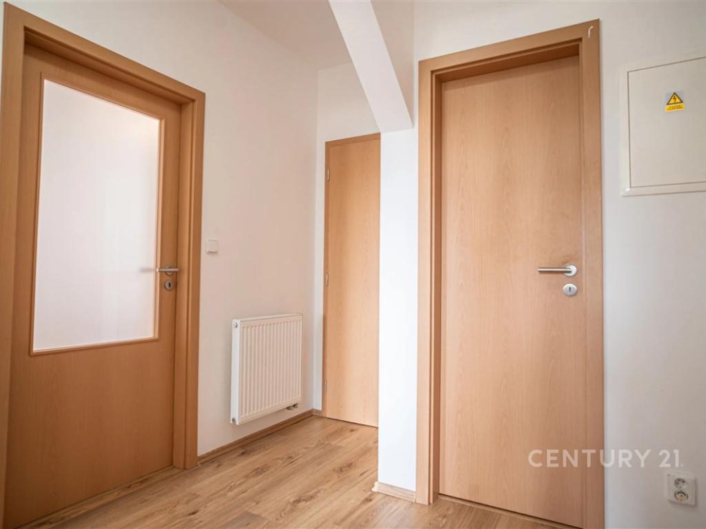 Pronájem bytu 3+kk 74 m2, Znojmo – náhled fotky 7