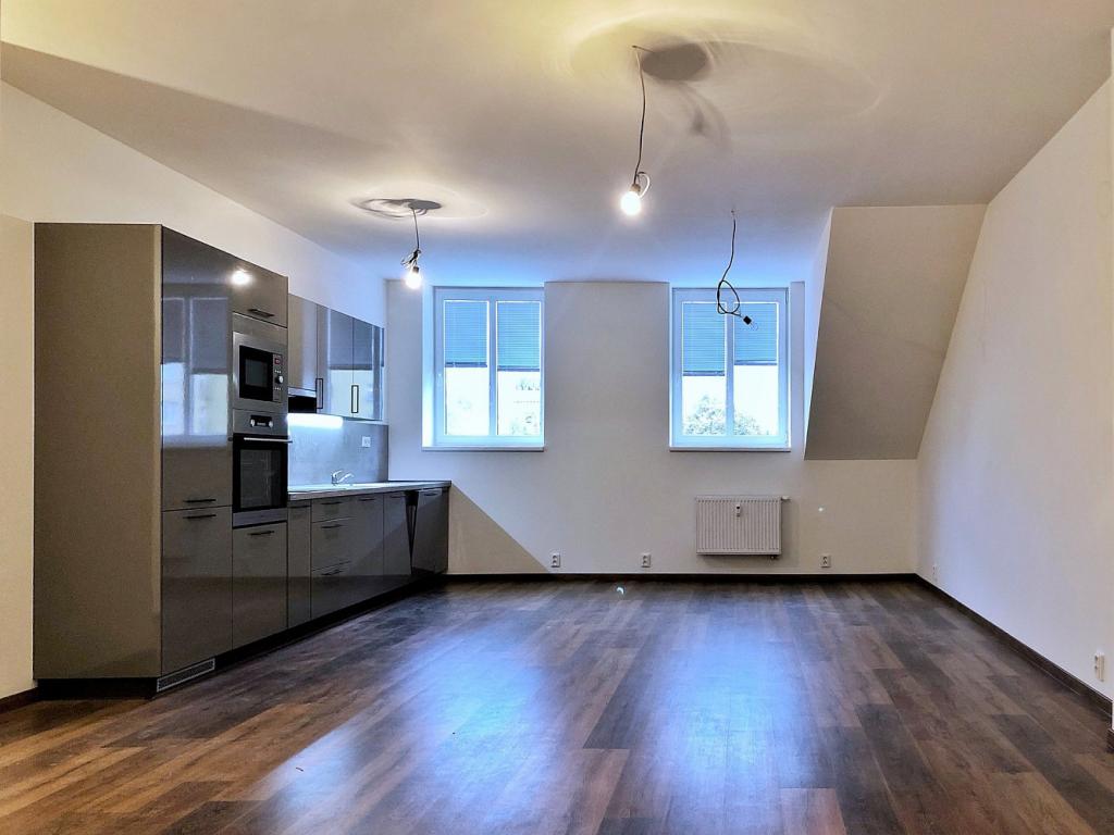 Pronajem bytu 3+kk 92 m2
