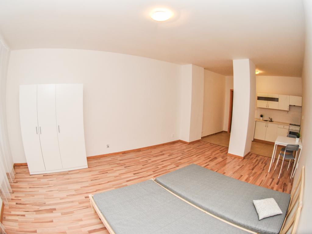 Pronájem bytu 1+kk 32 m2
