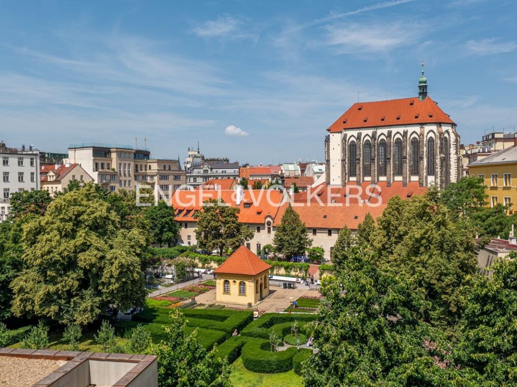 Pronájem bytu 2+kk 74 m2