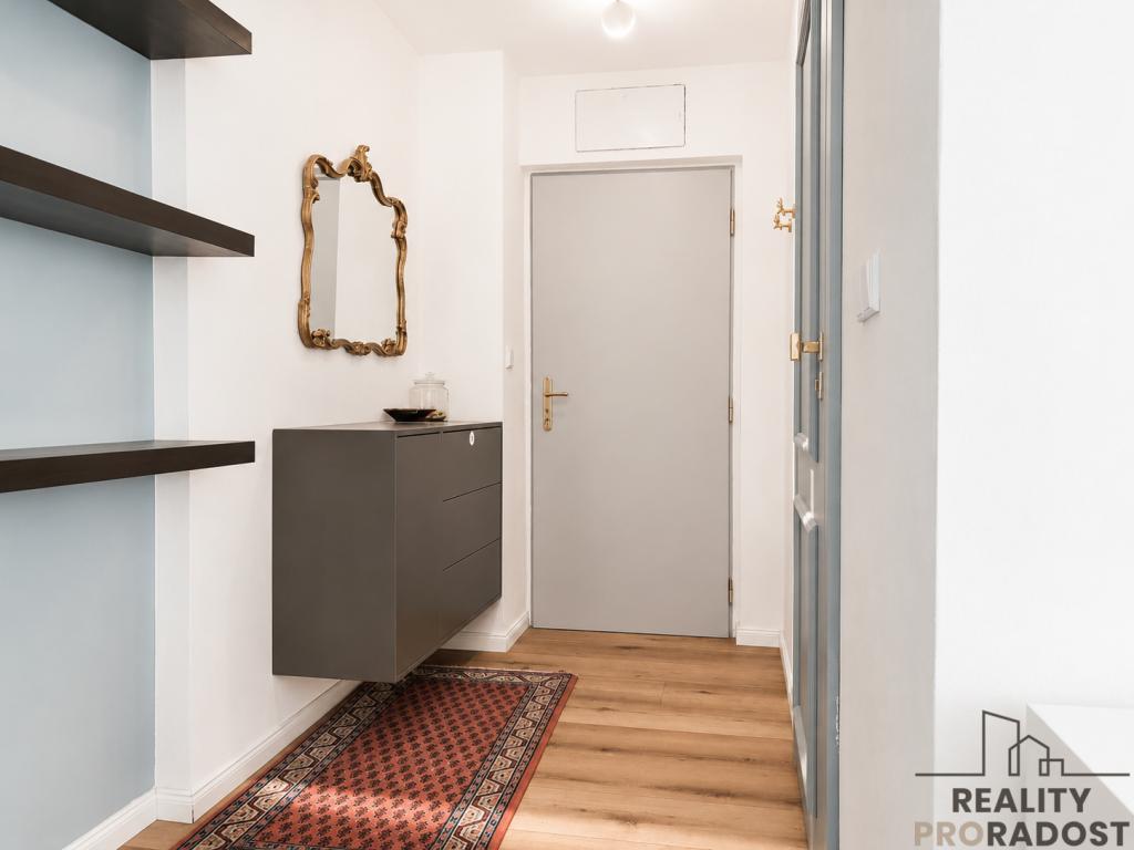 Pronájem bytu 2+kk 54 m2