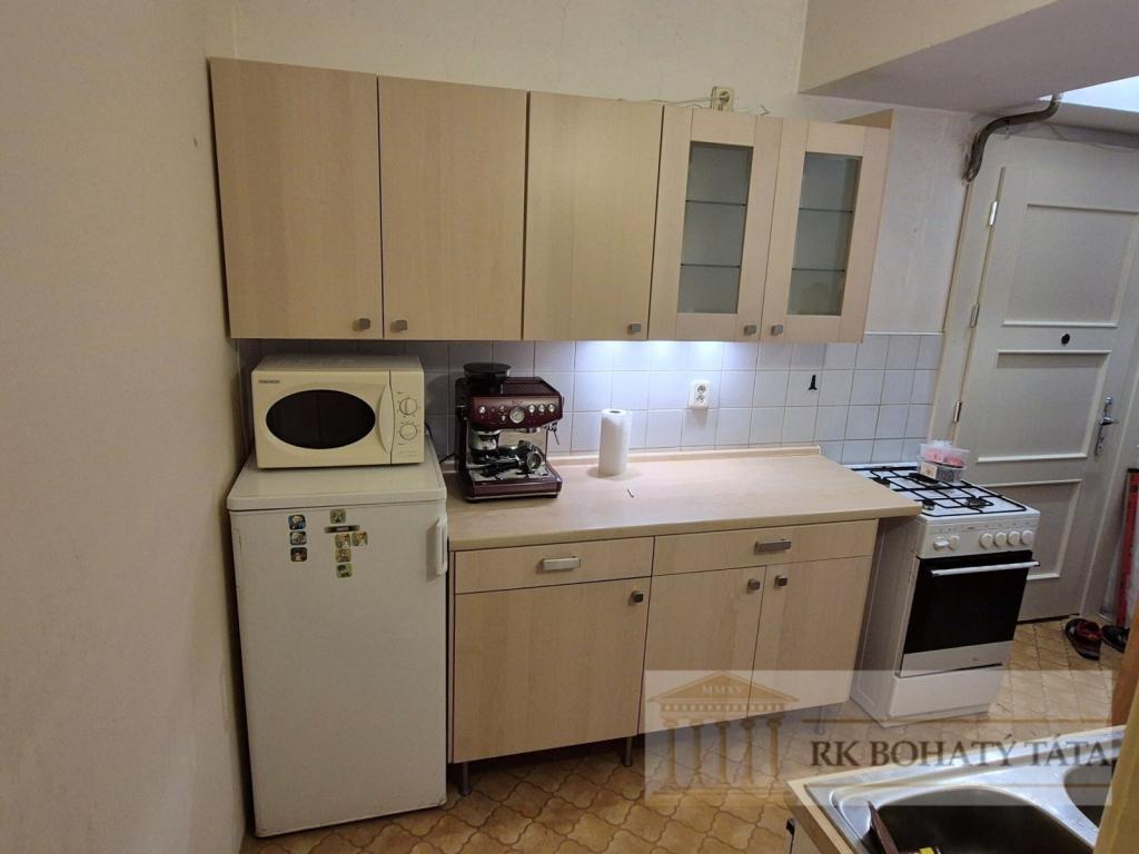 Pronájem bytu 1+kk 36 m2