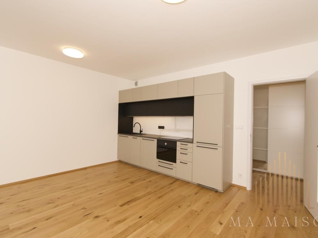 Pronájem bytu 2+kk 42 m2