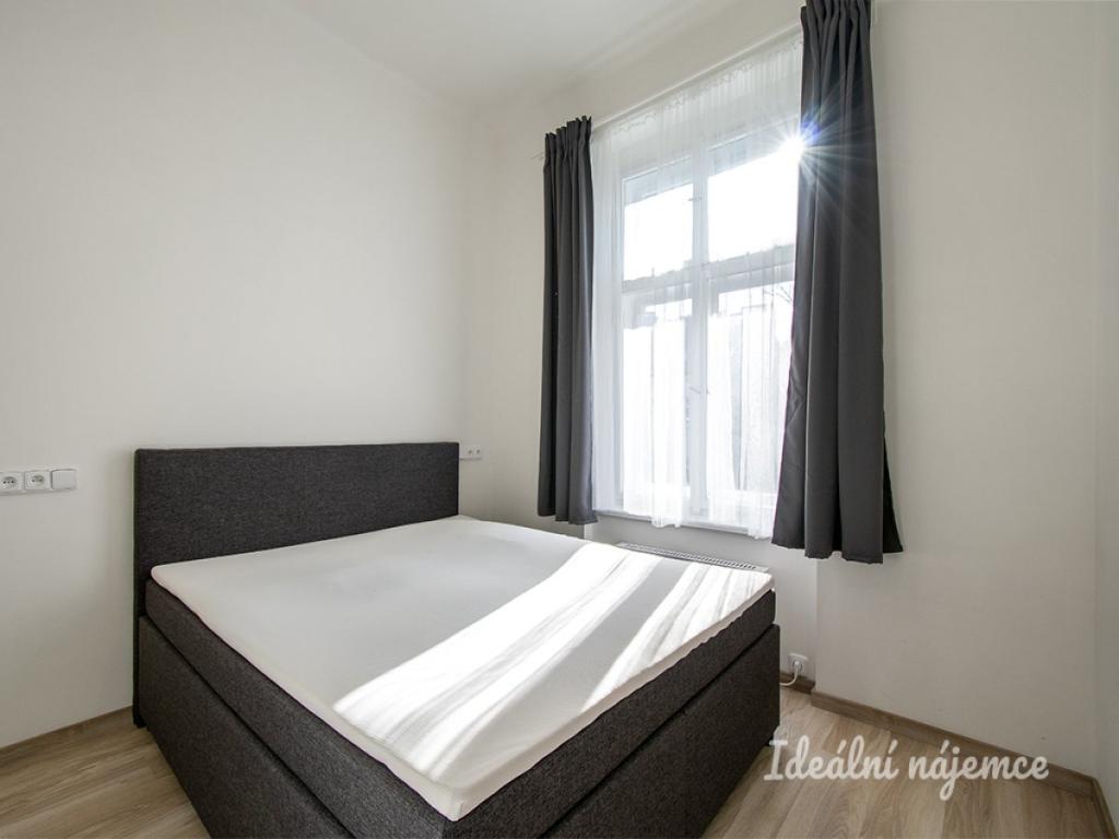 Pronájem bytu 2+kk 40 m2