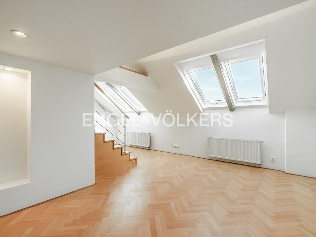 Pronájem bytu 2+1 98 m2