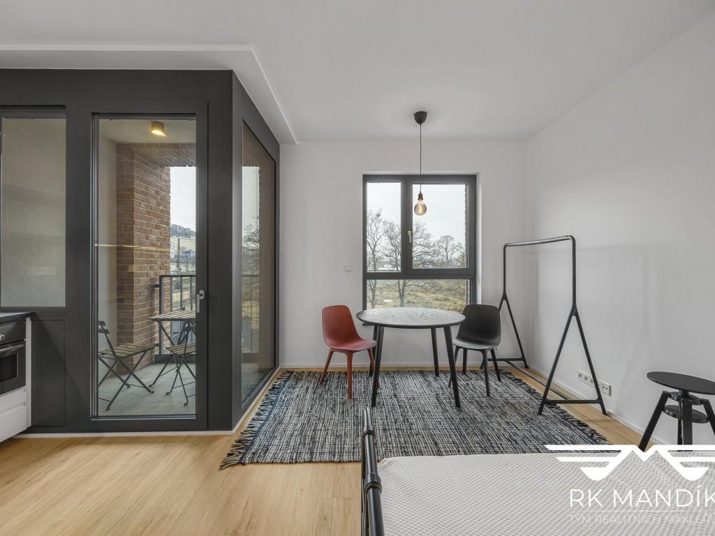 Pronájem bytu 1+kk 28 m2