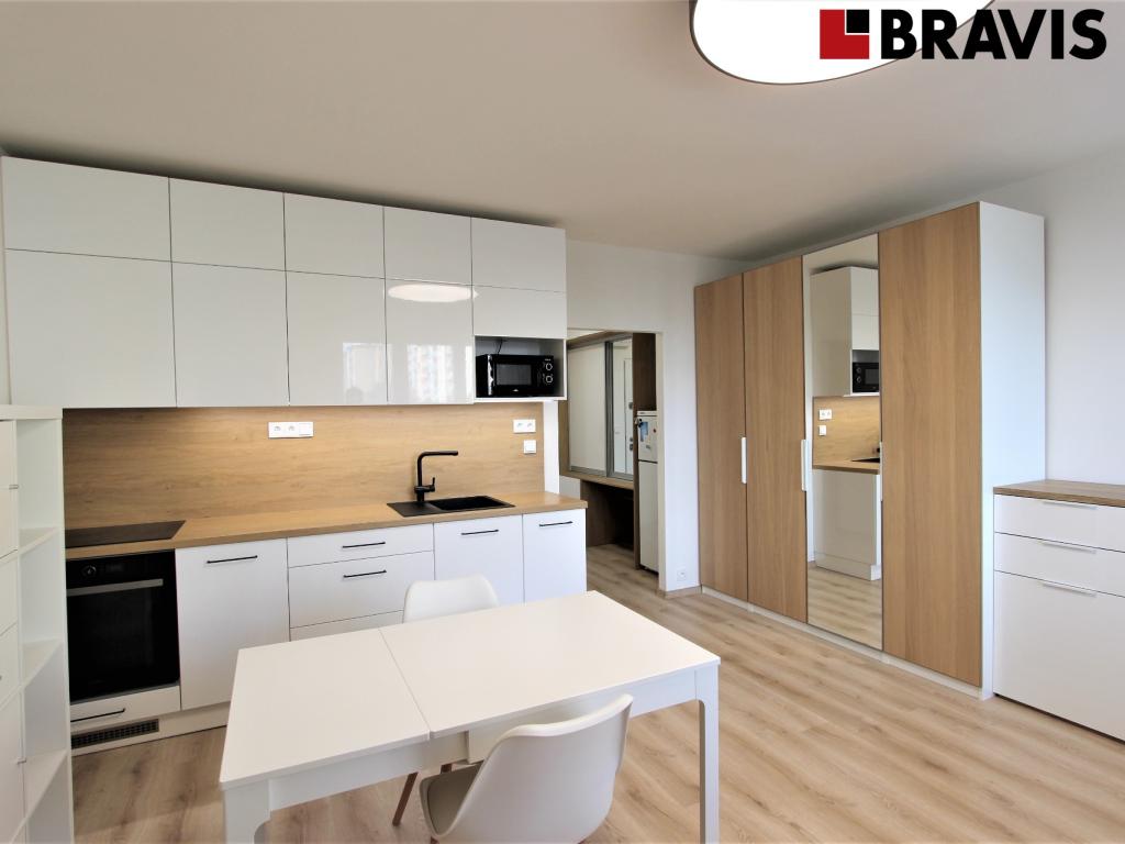 Pronájem 1+kk, Brno - Elplova, 14200 Kč, 32 m2