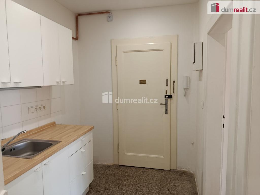 Pronájem bytu 2+kk 50 m2, Praha – náhled fotky 7