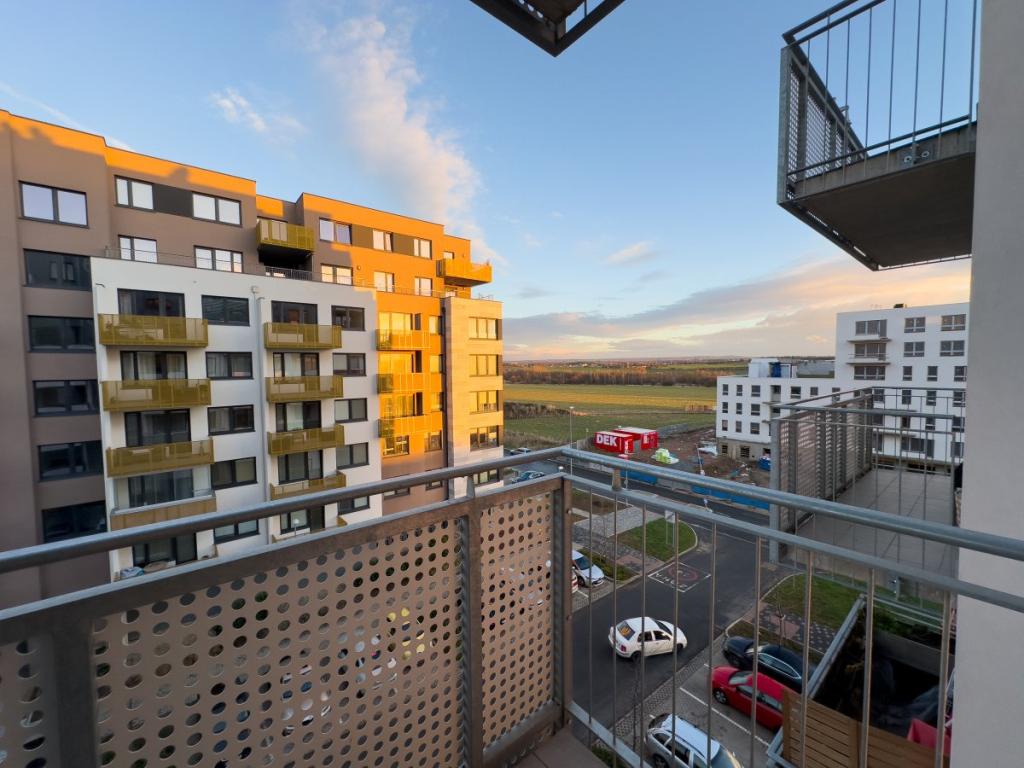 Pronájem bytu 2+kk 54 m2, Praha – náhled fotky 5