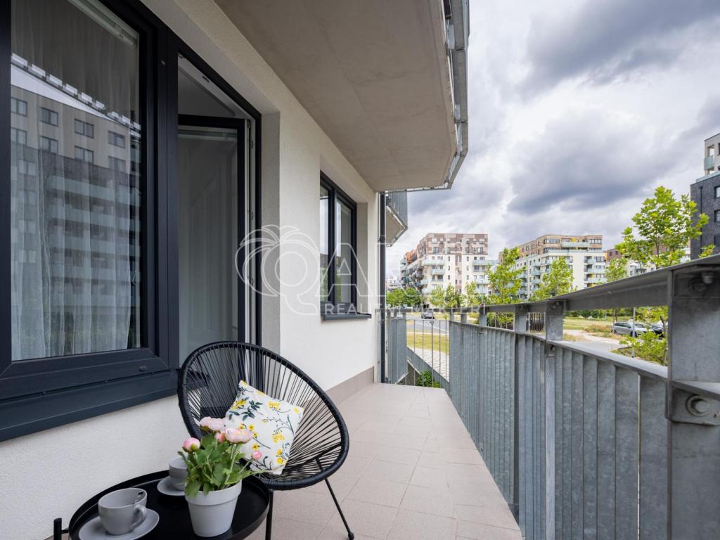 Pronájem bytu 2+kk 67 m2, Praha – náhled fotky 11