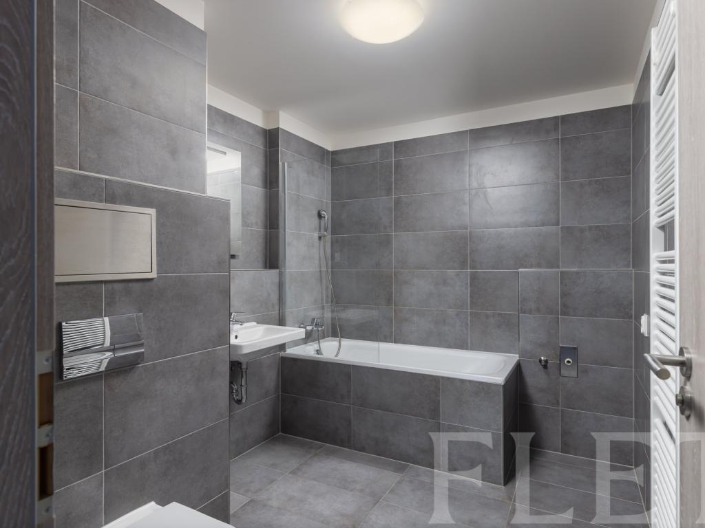 Pronájem bytu 1+kk 33 m2