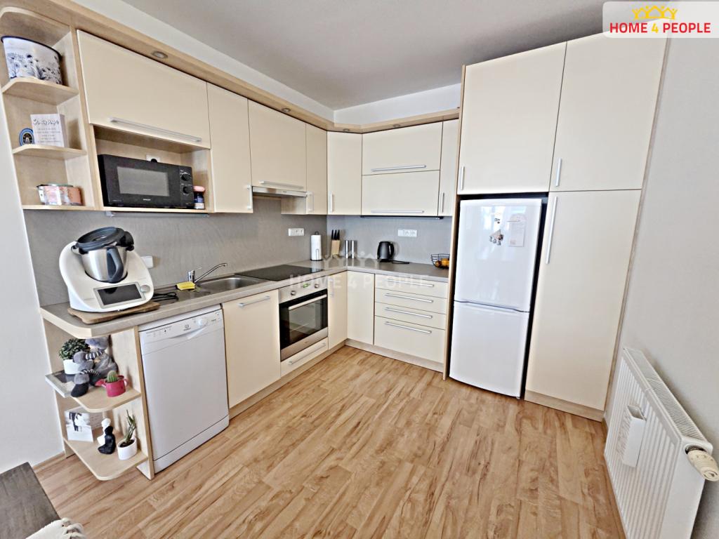 Prodej bytu 2+kk 58 m² – pohled 4
