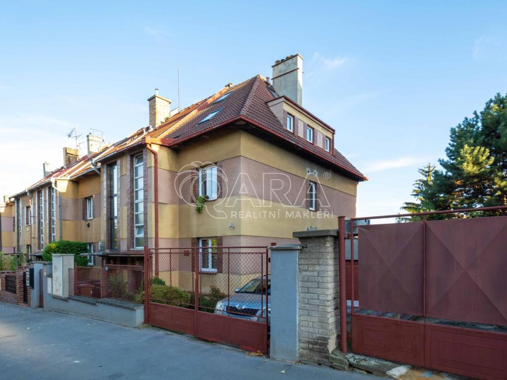 Pronájem bytu 2+kk 45 m2, Praha – náhled fotky 9