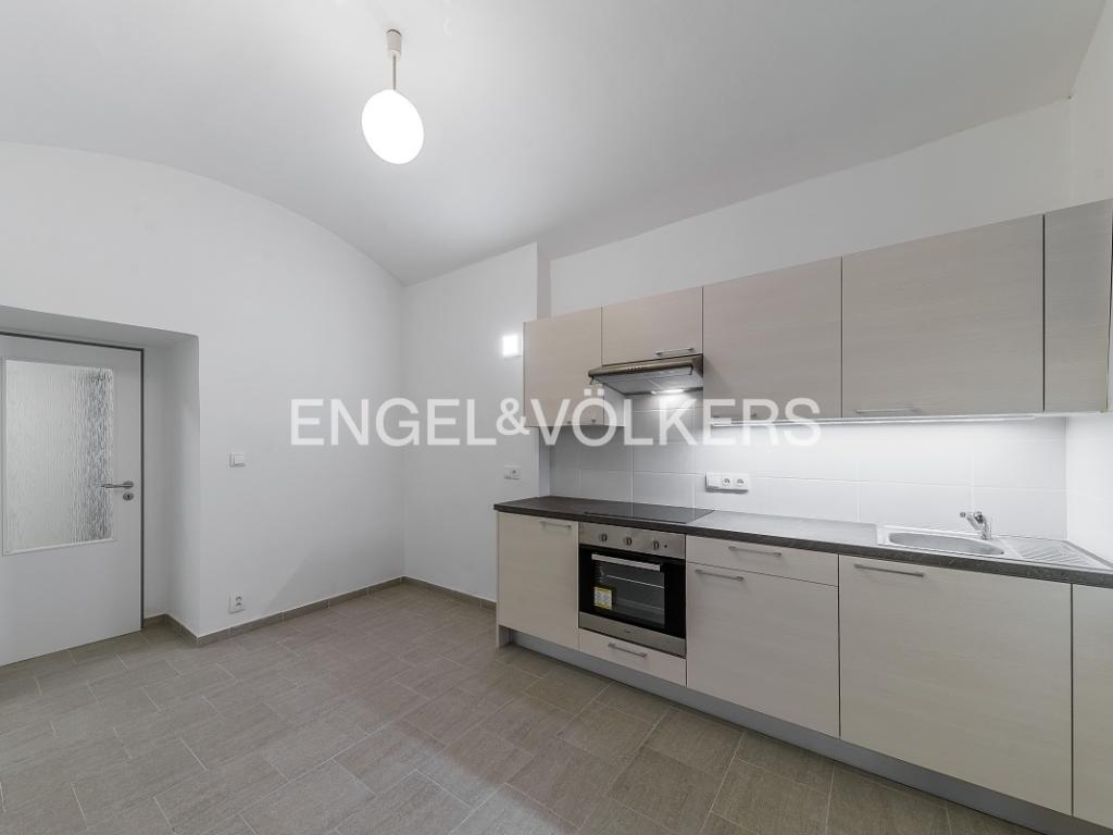 Pronájem bytu 2+1 58 m2