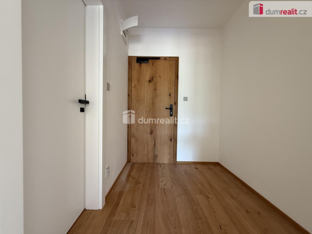 Pronájem bytu 1+kk 37 m2, Harrachov – náhled fotky 13