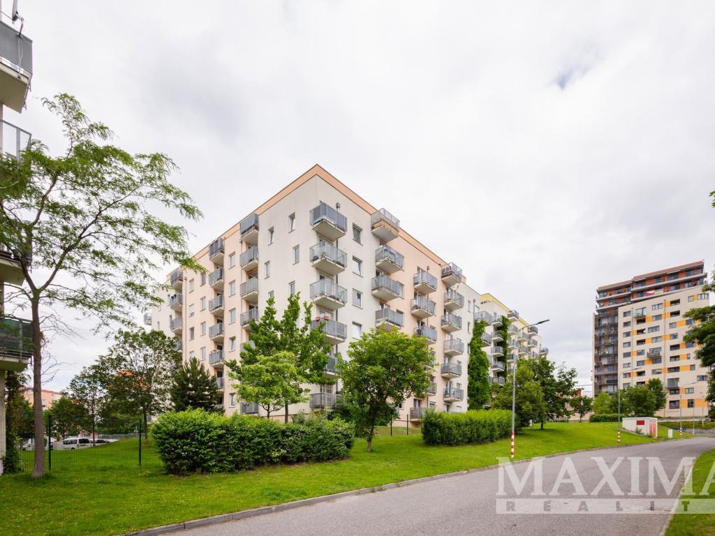 Prodej bytu 2+kk 49 m2, Praha – náhled fotky 24