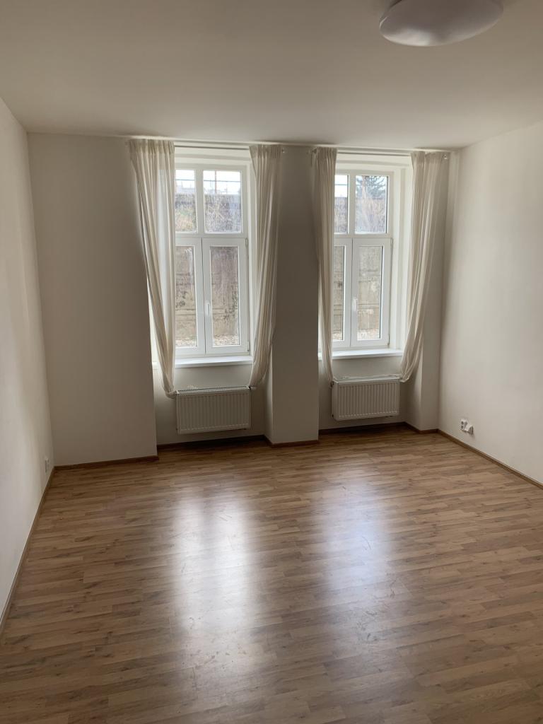 Pronájem bytu 1+1 42 m2