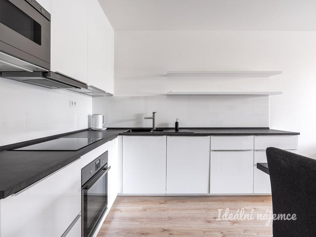 Pronájem bytu 2+kk 71 m2