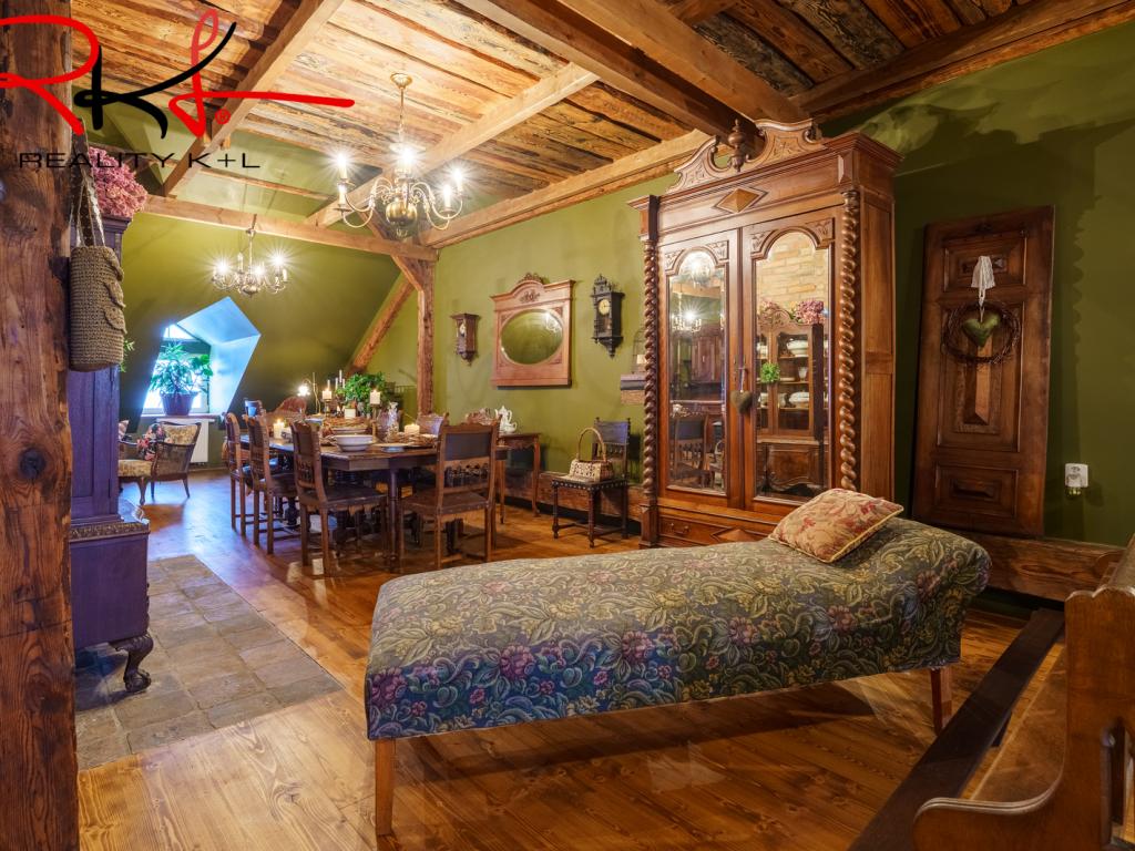 Pronájem bytu 2+kk 129 m2