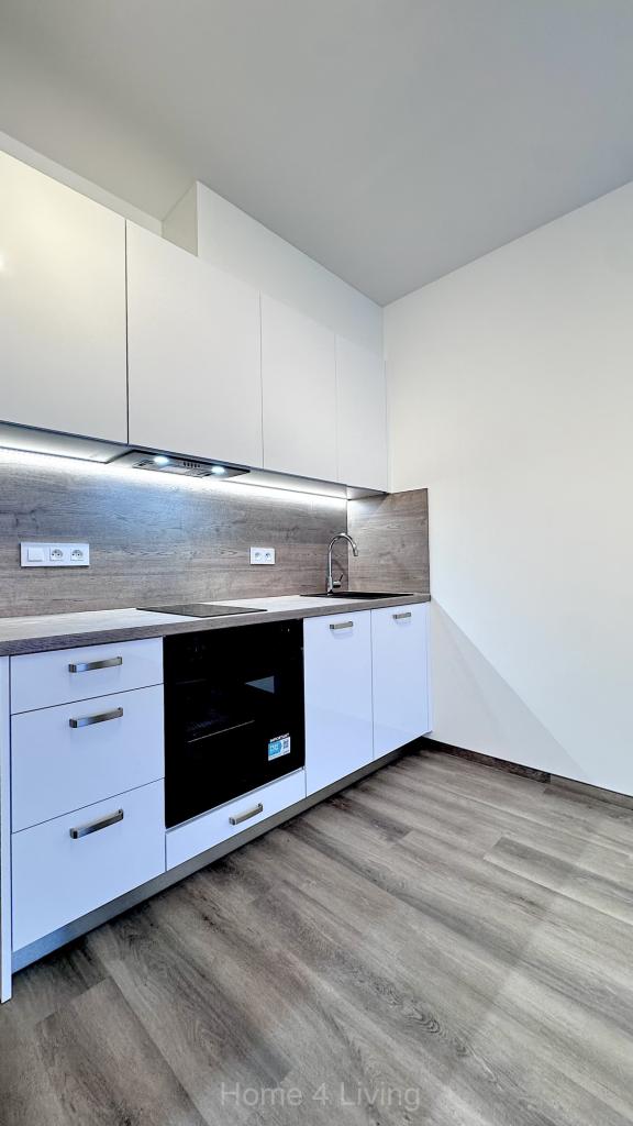 Pronájem bytu 1+kk 35 m2