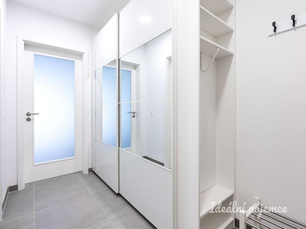Pronájem bytu 2+kk 50 m2