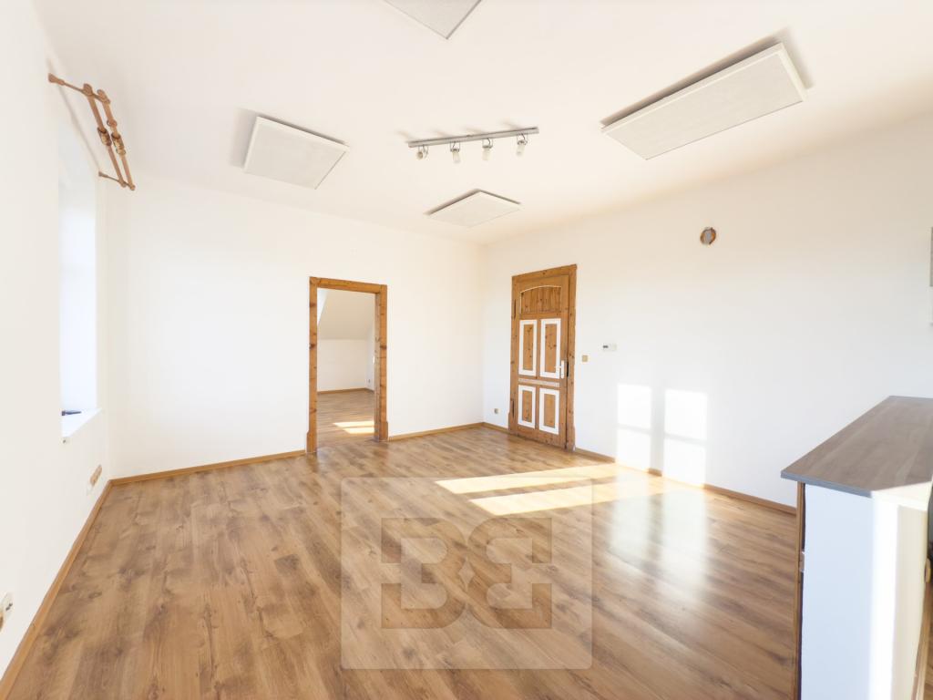 Pronájem bytu 3+kk 81 m2