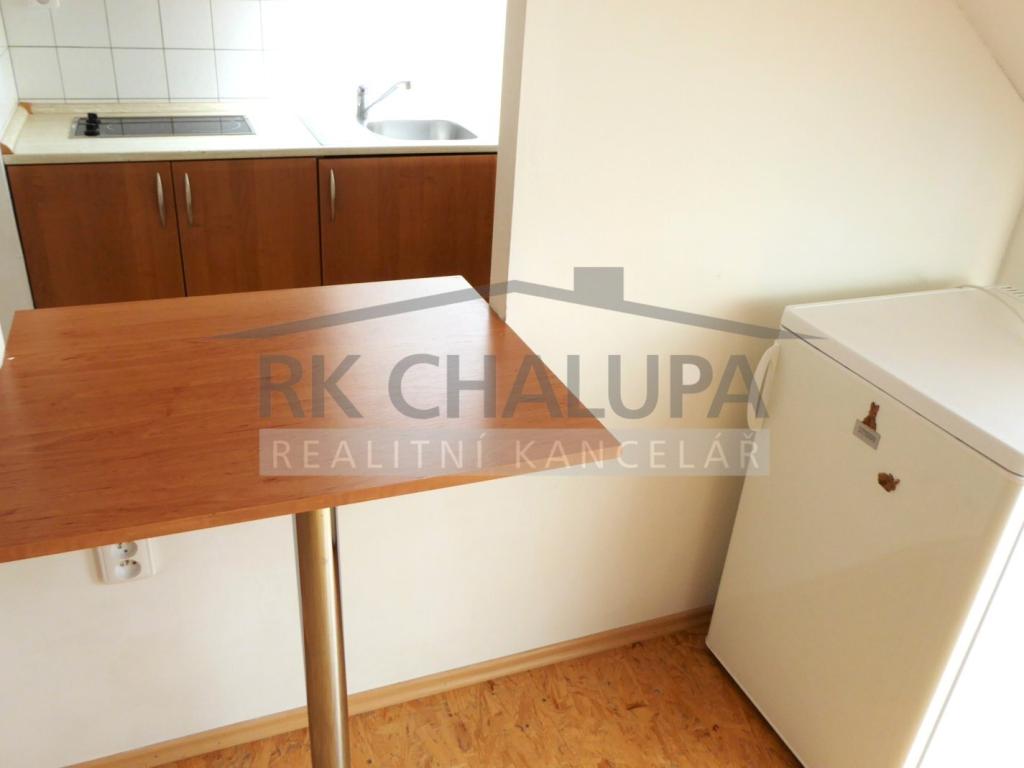 Pronájem bytu 1+1 38 m² – pohled 6