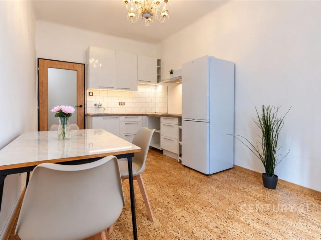 2+kk Apartment in Praha - View 5