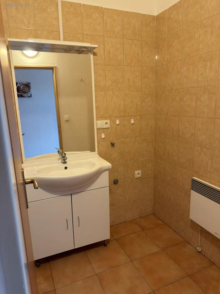 Byt 2+1 – Praha, Střešovice – další