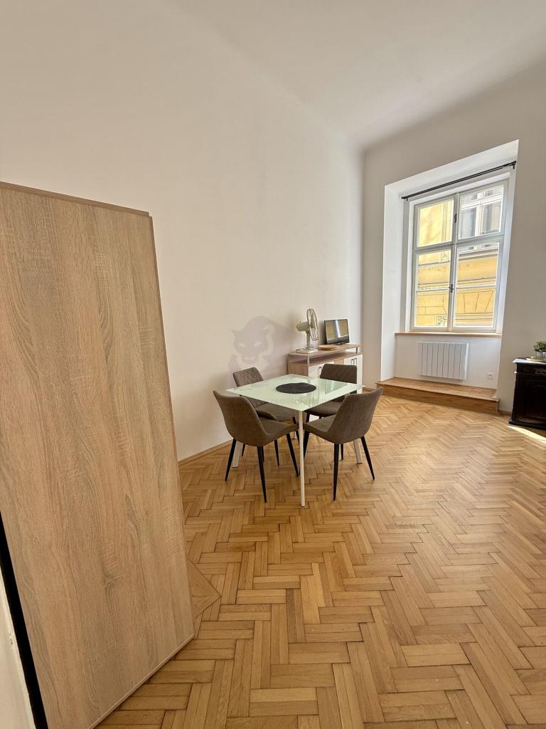 Pronájem bytu 1+kk 23 m2