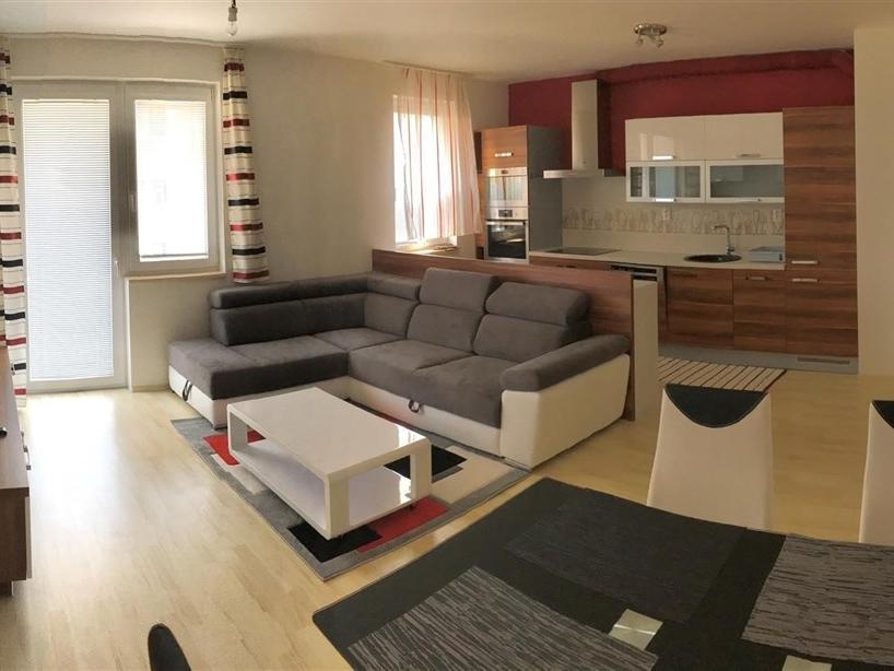 Pronájem bytu 3+kk 66 m2