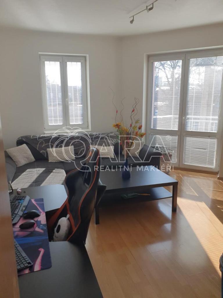 Pronájem bytu 2+1 74 m2