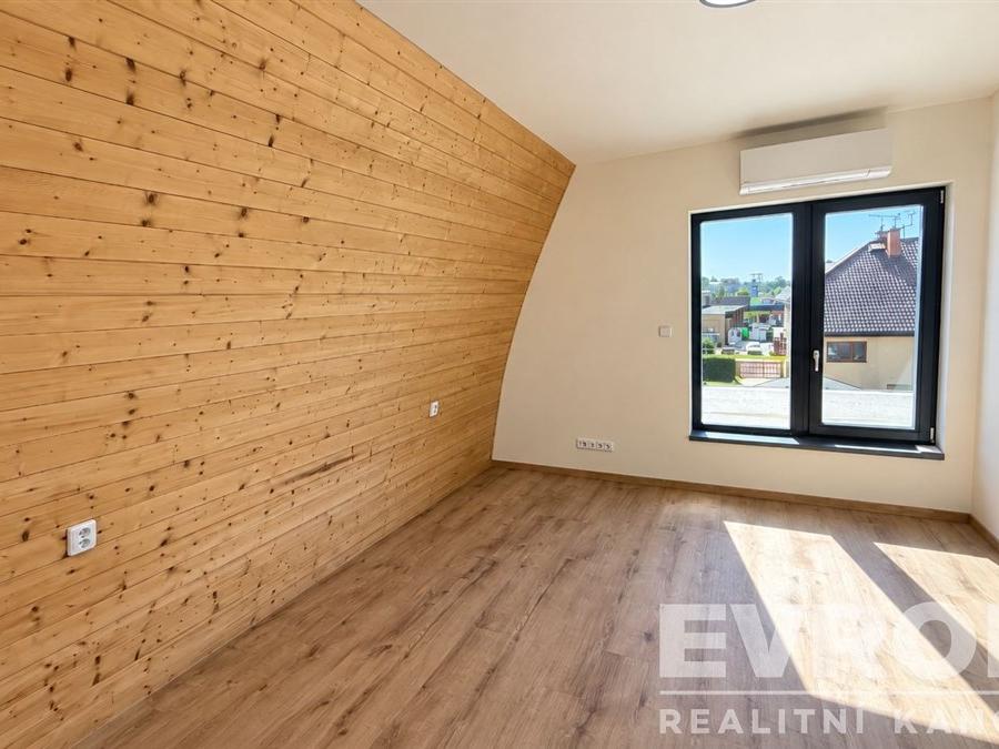Pronájem domu 165 m2, Vrchlabí – náhled fotky 9