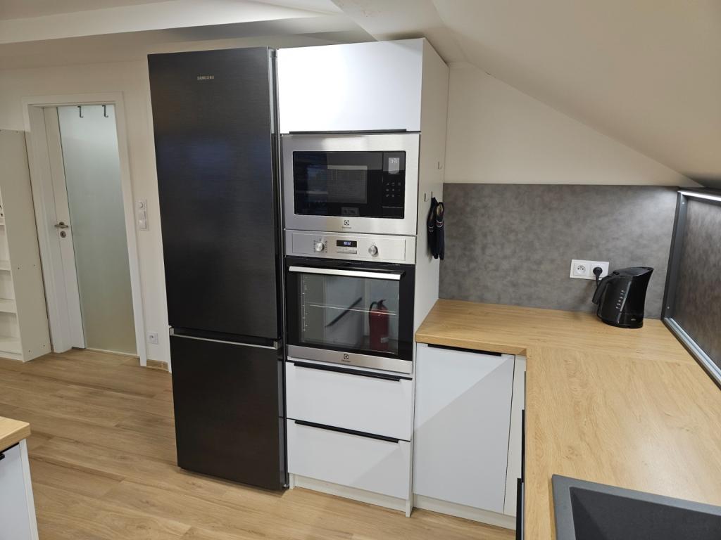 Pronájem bytu 2+kk 71 m2