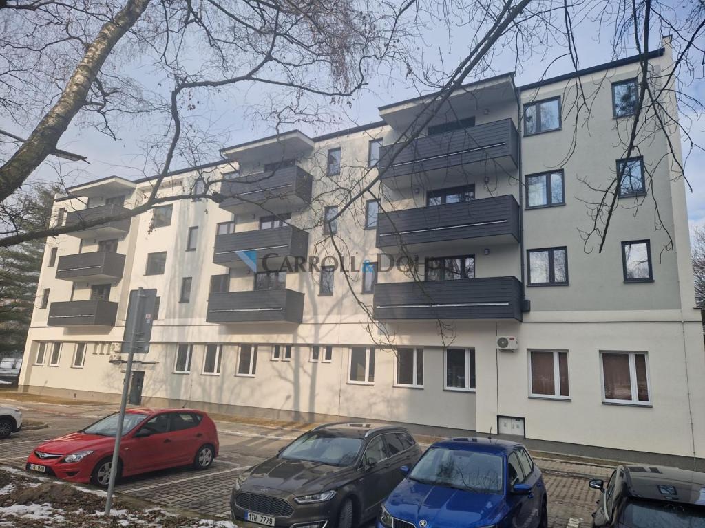 3-room apartment for sale · 86 m² · Ostrava — 292 743 €