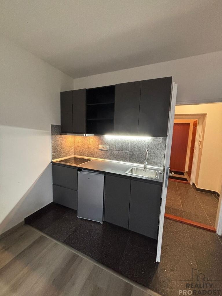 Pronájem bytu 1+kk 22 m2