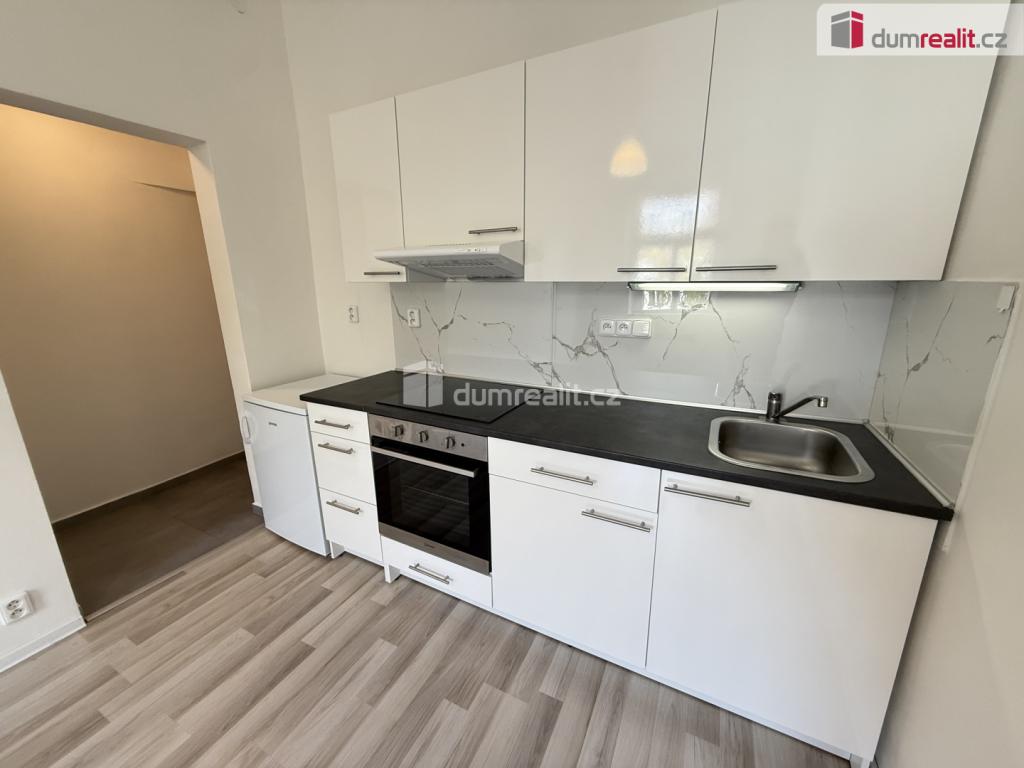 Pronájem bytu 1+kk 22 m2