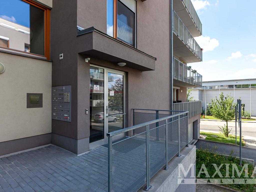 Prodej bytu 3+kk 103 m2, Praha – náhled fotky 23